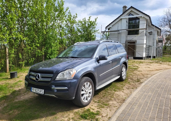 Mercedes-Benz GL cena 70000 przebieg: 138000, rok produkcji 2012 z Wyrzysk małe 16